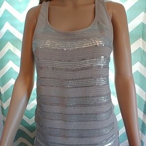 NWT sequined Express shirt. Sleeveless sz XS